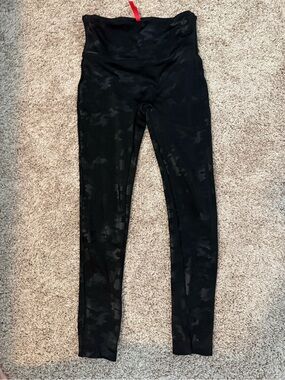 SPANX Black Camouflage Leggings